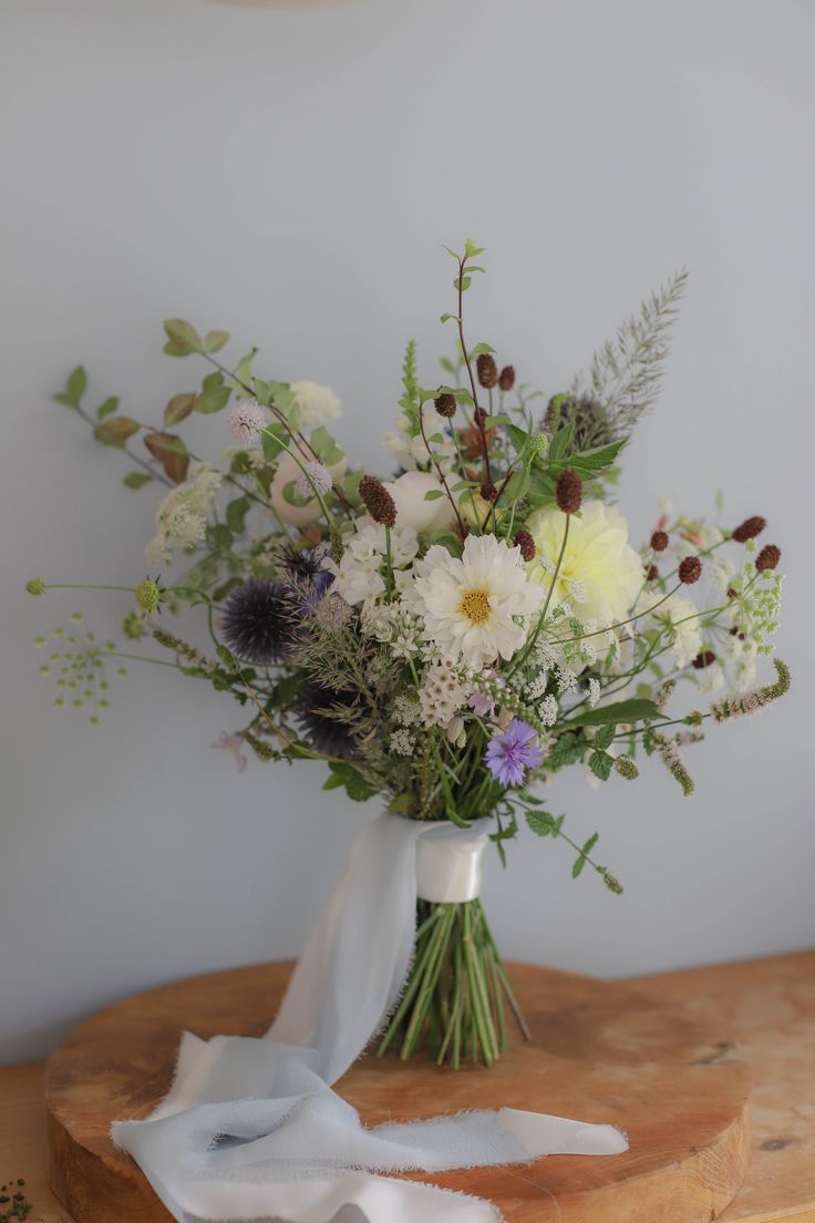 Mothers Day Hand Tied Posie Workshop | Sun, 11 May | Newlands (Montebello - Studio 23) | 10:00 am