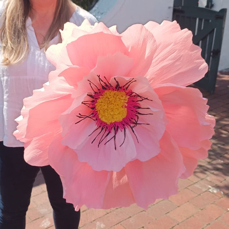 Giant Paper Flower Workshop | Sat, 21 Nov  | Durbanville - Oatlands Cafė